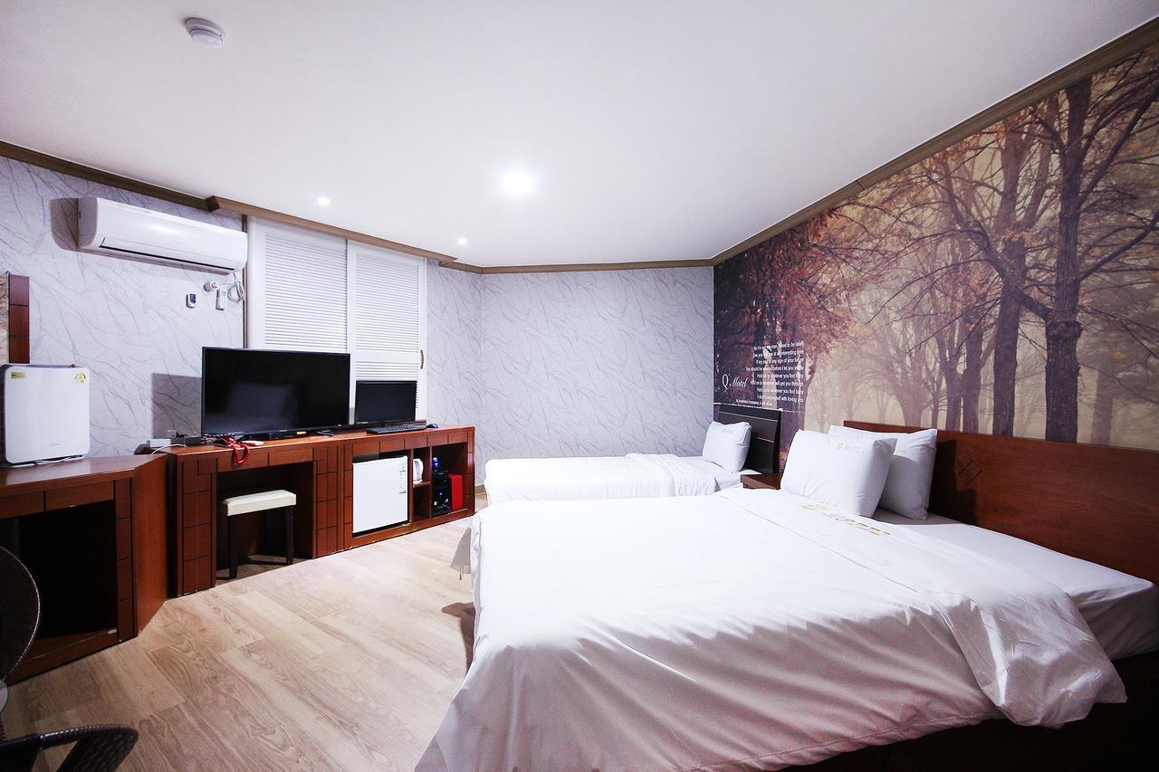 Happy Q Motel Andong Exterior foto